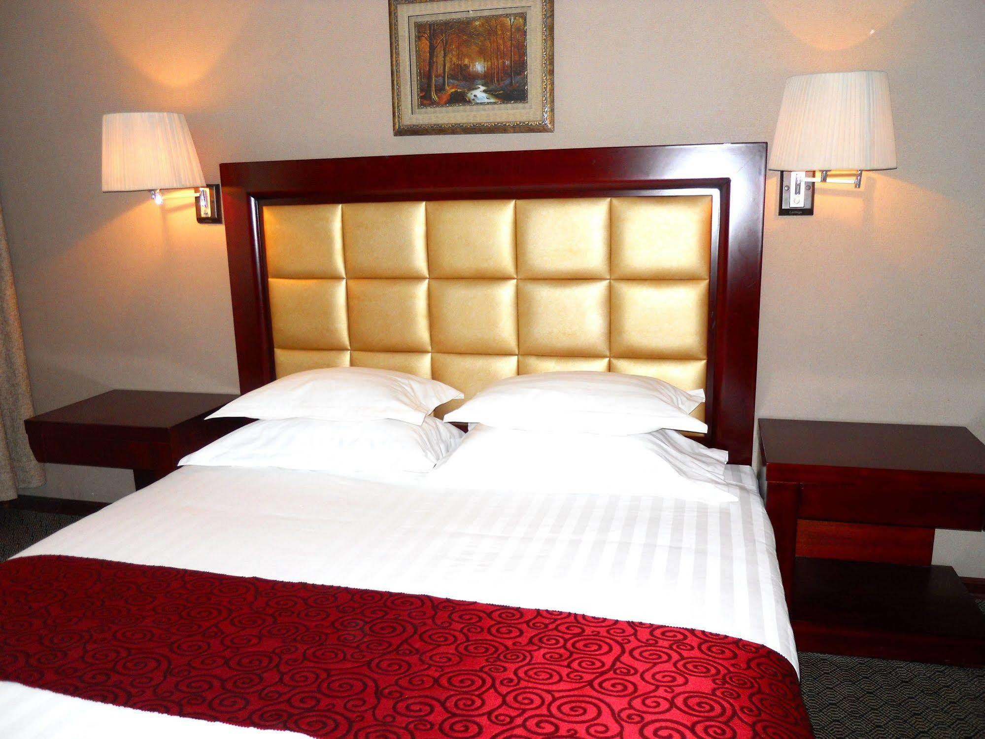 New West Hotel Ulan Batur Dış mekan fotoğraf